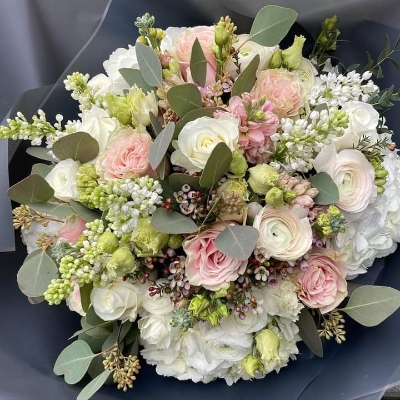 Instagram Spring Pastel Rose Bouquet